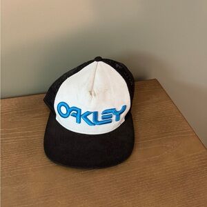 Oakley snap back